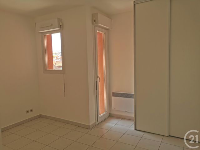 Afficher la photo en grand Appartement F2 à louer - 2 pièces - 42.0 m2 - LE CANNET - 06 - PROVENCE-ALPES-COTE-D-AZUR - Century 21 Optimmo