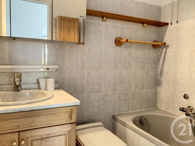 Appartement F3 à vendre - 3 pièces - 84.0 m2 - NICE - 06 - PROVENCE-ALPES-COTE-D-AZUR - Century 21 Optimmo Appartement F3 à vendre - 3 pièces - 84.0 m2 - NICE - 06 - PROVENCE-ALPES-COTE-D-AZUR - Century 21 Optimmo
