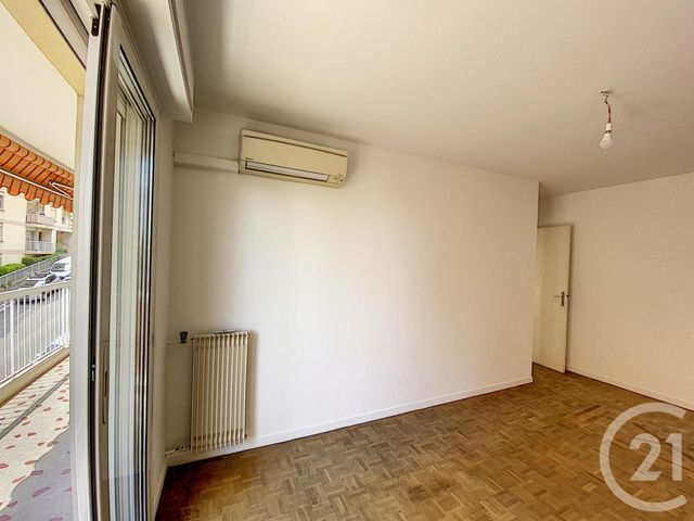 Appartement F4 à vendre - 4 pièces - 92.73 m2 - NICE - 06 - PROVENCE-ALPES-COTE-D-AZUR - Century 21 Optimmo Appartement F4 à vendre - 4 pièces - 92.73 m2 - NICE - 06 - PROVENCE-ALPES-COTE-D-AZUR - Century 21 Optimmo