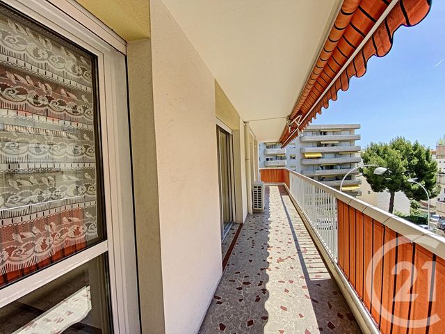 Appartement F4 à vendre - 4 pièces - 92.73 m2 - NICE - 06 - PROVENCE-ALPES-COTE-D-AZUR - Century 21 Optimmo Appartement F4 à vendre - 4 pièces - 92.73 m2 - NICE - 06 - PROVENCE-ALPES-COTE-D-AZUR - Century 21 Optimmo