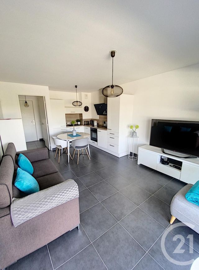 Appartement F3 à vendre - 3 pièces - 56.0 m2 - NICE - 06 - PROVENCE-ALPES-COTE-D-AZUR - Century 21 Optimmo Appartement F3 à vendre - 3 pièces - 56.0 m2 - NICE - 06 - PROVENCE-ALPES-COTE-D-AZUR - Century 21 Optimmo