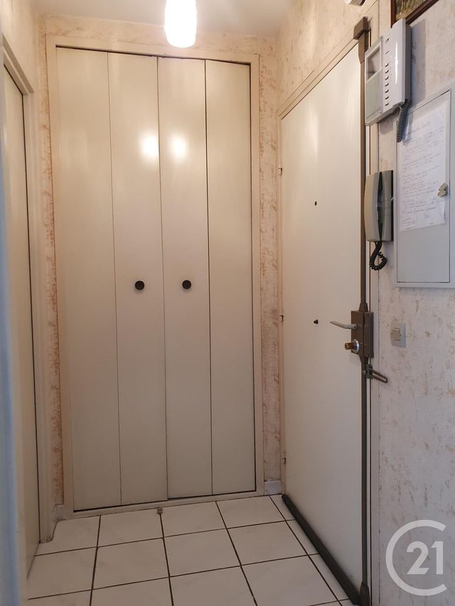 Studio à louer - 1 pièce - 31.44 m2 - NICE - 06 - PROVENCE-ALPES-COTE-D-AZUR - Century 21 Optimmo Studio à louer - 1 pièce - 31.44 m2 - NICE - 06 - PROVENCE-ALPES-COTE-D-AZUR - Century 21 Optimmo