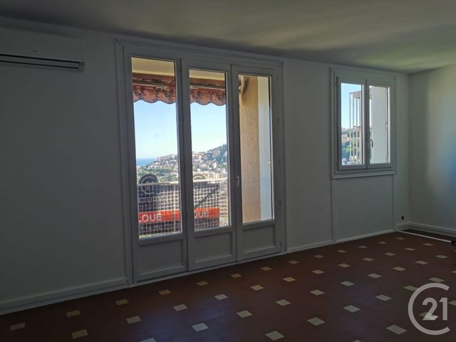 Appartement F3 à louer - 3 pièces - 65.0 m2 - NICE - 06 - PROVENCE-ALPES-COTE-D-AZUR - Century 21 Optimmo Appartement F3 à louer - 3 pièces - 65.0 m2 - NICE - 06 - PROVENCE-ALPES-COTE-D-AZUR - Century 21 Optimmo