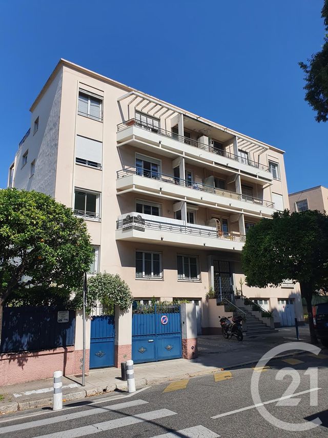 Appartement F2 à louer - 2 pièces - 52.19 m2 - NICE - 06 - PROVENCE-ALPES-COTE-D-AZUR - Century 21 Optimmo Appartement F2 à louer - 2 pièces - 52.19 m2 - NICE - 06 - PROVENCE-ALPES-COTE-D-AZUR - Century 21 Optimmo