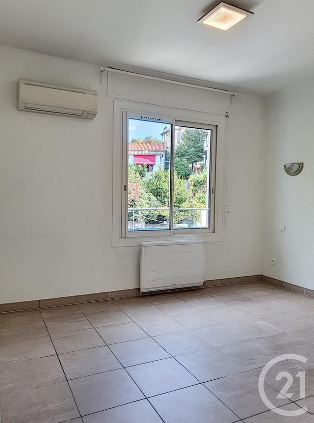 Appartement F2 à louer - 2 pièces - 52.19 m2 - NICE - 06 - PROVENCE-ALPES-COTE-D-AZUR - Century 21 Optimmo Appartement F2 à louer - 2 pièces - 52.19 m2 - NICE - 06 - PROVENCE-ALPES-COTE-D-AZUR - Century 21 Optimmo