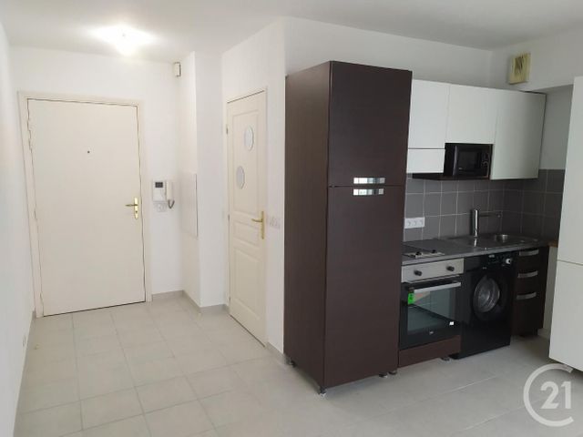 Studio à louer - 1 pièce - 20.0 m2 - NICE - 06 - PROVENCE-ALPES-COTE-D-AZUR - Century 21 Optimmo Studio à louer - 1 pièce - 20.0 m2 - NICE - 06 - PROVENCE-ALPES-COTE-D-AZUR - Century 21 Optimmo