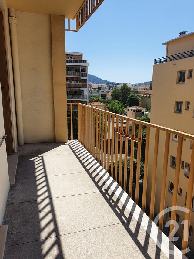 Appartement F3 à louer - 3 pièces - 64.57 m2 - NICE - 06 - PROVENCE-ALPES-COTE-D-AZUR - Century 21 Optimmo Appartement F3 à louer - 3 pièces - 64.57 m2 - NICE - 06 - PROVENCE-ALPES-COTE-D-AZUR - Century 21 Optimmo