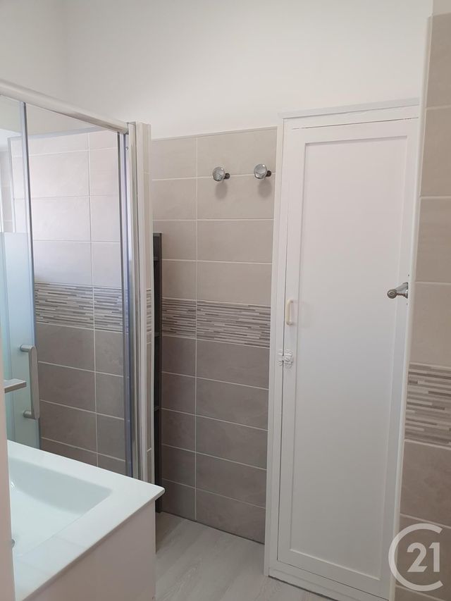 Appartement F3 à louer - 3 pièces - 64.57 m2 - NICE - 06 - PROVENCE-ALPES-COTE-D-AZUR - Century 21 Optimmo Appartement F3 à louer - 3 pièces - 64.57 m2 - NICE - 06 - PROVENCE-ALPES-COTE-D-AZUR - Century 21 Optimmo