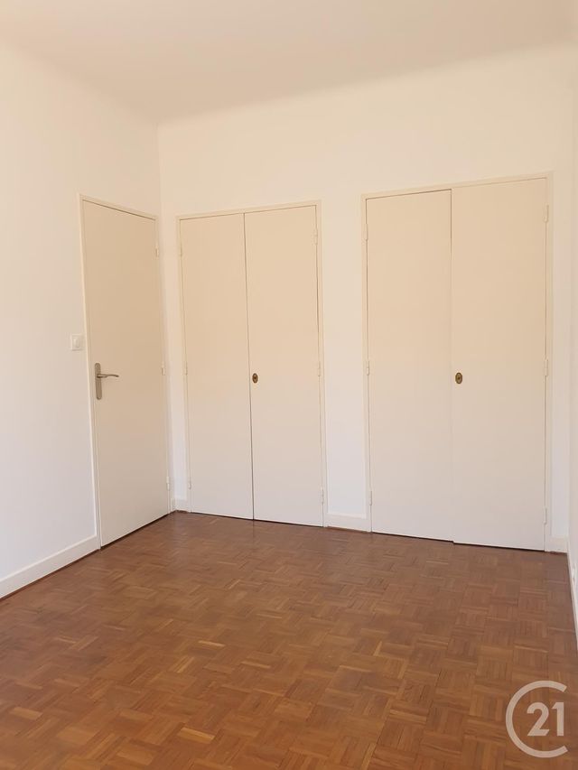 Appartement F3 à louer - 3 pièces - 64.57 m2 - NICE - 06 - PROVENCE-ALPES-COTE-D-AZUR - Century 21 Optimmo Appartement F3 à louer - 3 pièces - 64.57 m2 - NICE - 06 - PROVENCE-ALPES-COTE-D-AZUR - Century 21 Optimmo
