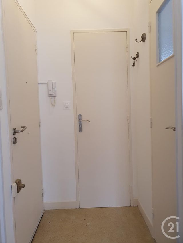Appartement F3 à louer - 3 pièces - 64.57 m2 - NICE - 06 - PROVENCE-ALPES-COTE-D-AZUR - Century 21 Optimmo Appartement F3 à louer - 3 pièces - 64.57 m2 - NICE - 06 - PROVENCE-ALPES-COTE-D-AZUR - Century 21 Optimmo