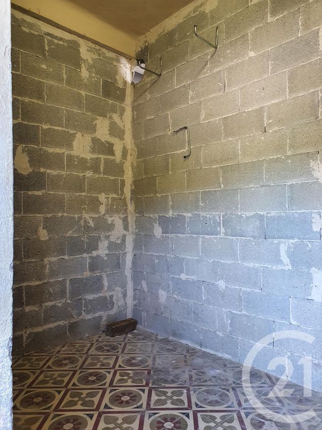 Afficher la photo en grand Appartement F2 à louer - 2 pièces - 45.45 m2 - LA ROQUETTE SUR VAR - 06 - PROVENCE-ALPES-COTE-D-AZUR - Century 21 Optimmo
