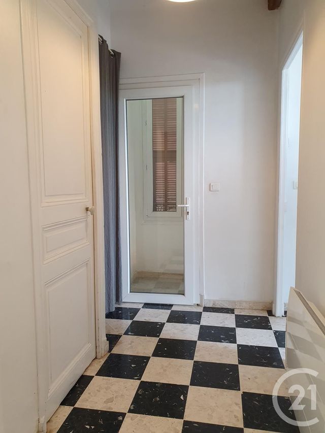 Afficher la photo en grand Appartement F2 à louer - 2 pièces - 45.45 m2 - LA ROQUETTE SUR VAR - 06 - PROVENCE-ALPES-COTE-D-AZUR - Century 21 Optimmo