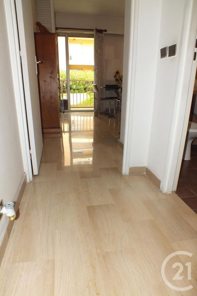 Afficher la photo en grand Appartement F1 à louer - 1 pièce - 24.88 m2 - NICE - 06 - PROVENCE-ALPES-COTE-D-AZUR - Century 21 Optimmo