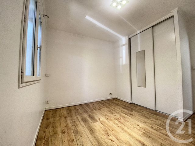 Afficher la photo en grand Appartement F2 à vendre - 2 pièces - 40.35 m2 - LA COLLE SUR LOUP - 06 - PROVENCE-ALPES-COTE-D-AZUR - Century 21 Optimmo
