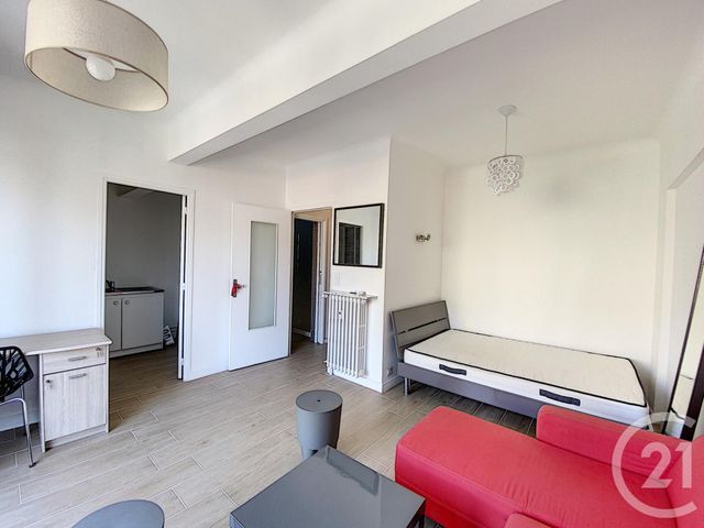 Afficher la photo en grand Appartement F1 à vendre - 1 pièce - 30.15 m2 - NICE - 06 - PROVENCE-ALPES-COTE-D-AZUR - Century 21 Optimmo