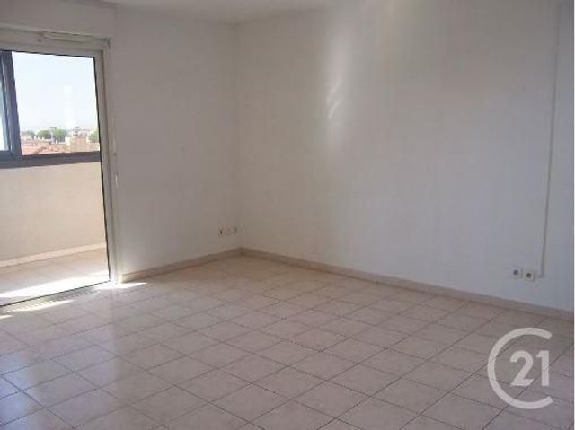 Afficher la photo en grand Appartement F2 à louer - 2 pièces - 46.0 m2 - CAGNES SUR MER - 06 - PROVENCE-ALPES-COTE-D-AZUR - Century 21 Optimmo