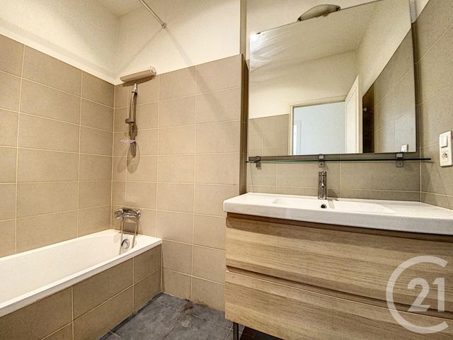Afficher la photo en grand Appartement F2 à vendre - 2 pièces - 51.07 m2 - NICE - 06 - PROVENCE-ALPES-COTE-D-AZUR - Century 21 Optimmo