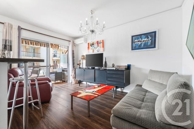 Appartement F2 à vendre - 2 pièces - 45.04 m2 - NICE - 06 - PROVENCE-ALPES-COTE-D-AZUR - Century 21 Optimmo