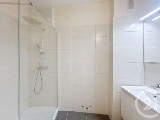 Afficher la photo en grand Appartement F2 à vendre - 2 pièces - 54.12 m2 - NICE - 06 - PROVENCE-ALPES-COTE-D-AZUR - Century 21 Optimmo