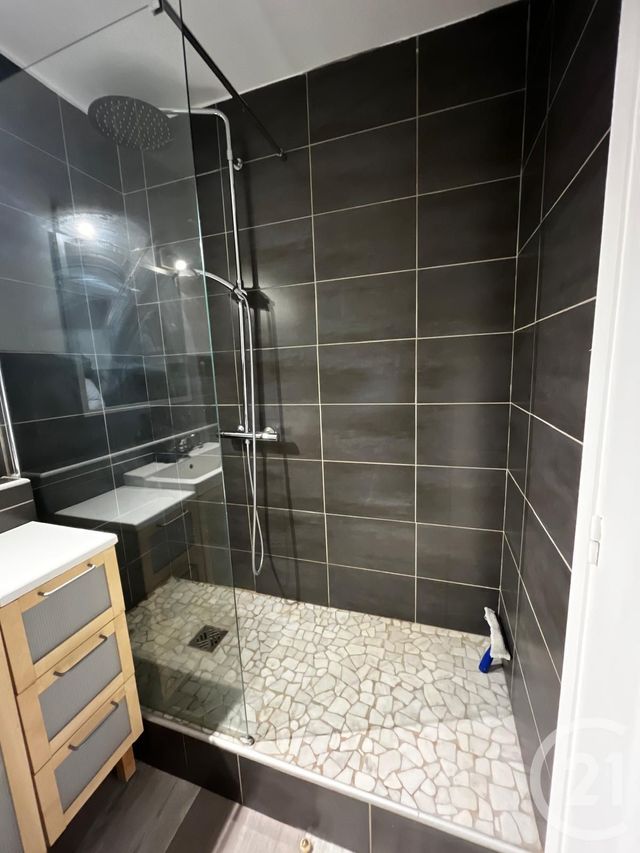 Appartement F3 à louer - 3 pièces - 64.45 m2 - NICE - 06 - PROVENCE-ALPES-COTE-D-AZUR - Century 21 Optimmo