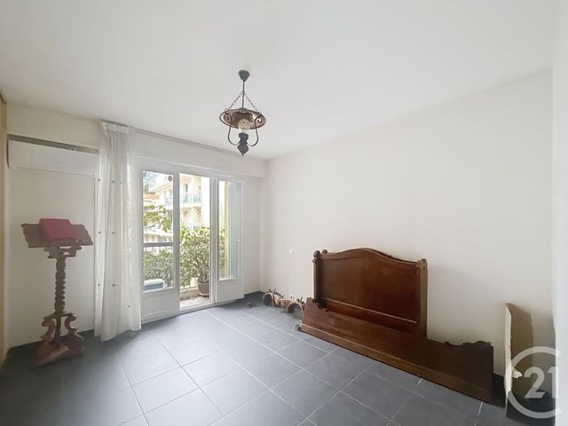 Appartement F2 à vendre - 2 pièces - 57.01 m2 - NICE - 06 - PROVENCE-ALPES-COTE-D-AZUR - Century 21 Optimmo