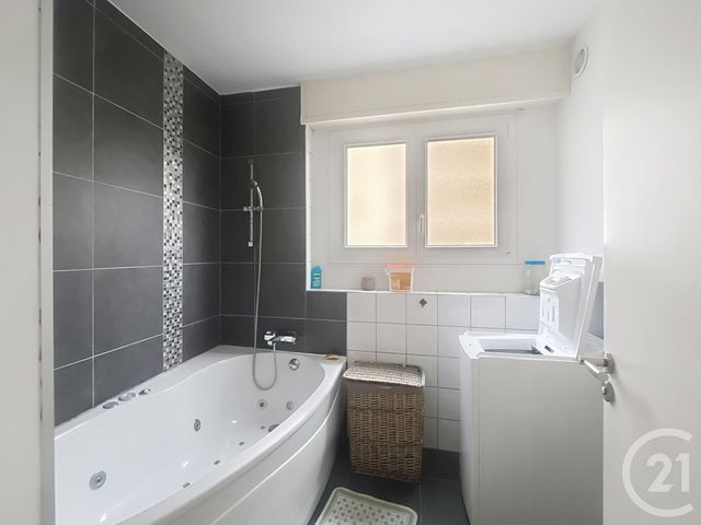 Appartement F2 à vendre - 2 pièces - 57.01 m2 - NICE - 06 - PROVENCE-ALPES-COTE-D-AZUR - Century 21 Optimmo