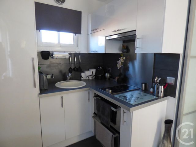 Appartement F1 à louer - 1 pièce - 23.6 m2 - NICE - 06 - PROVENCE-ALPES-COTE-D-AZUR - Century 21 Optimmo