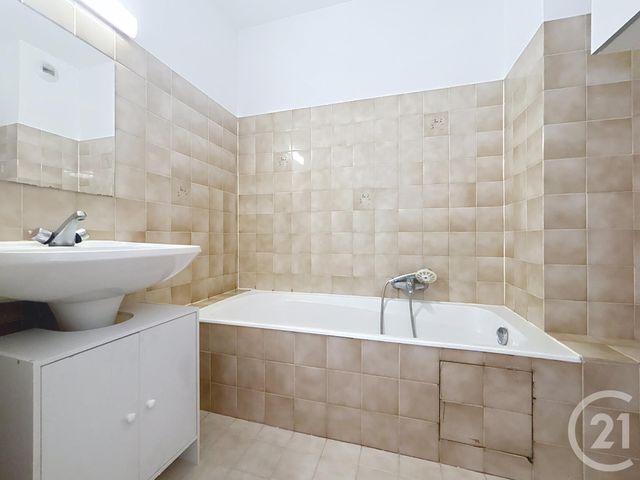 Appartement F1 à vendre - 1 pièce - 26.04 m2 - NICE - 06 - PROVENCE-ALPES-COTE-D-AZUR - Century 21 Optimmo