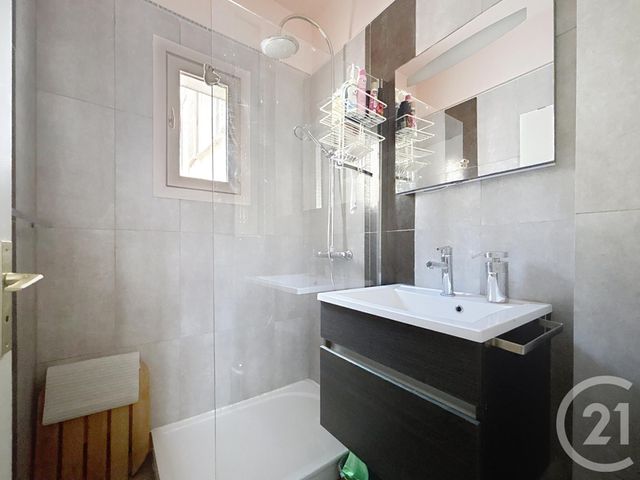 Appartement F3 à vendre - 3 pièces - 43.7 m2 - NICE - 06 - PROVENCE-ALPES-COTE-D-AZUR - Century 21 Optimmo