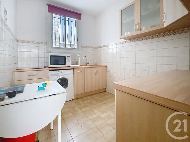 Appartement F3 à vendre - 3 pièces - 43.7 m2 - NICE - 06 - PROVENCE-ALPES-COTE-D-AZUR - Century 21 Optimmo