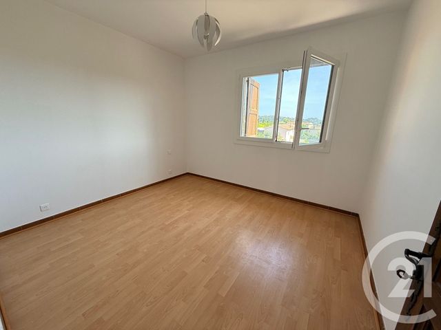 Appartement F5 à louer - 5 pièces - 160.0 m2 - LA COLLE SUR LOUP - 06 - PROVENCE-ALPES-COTE-D-AZUR - Century 21 Optimmo
