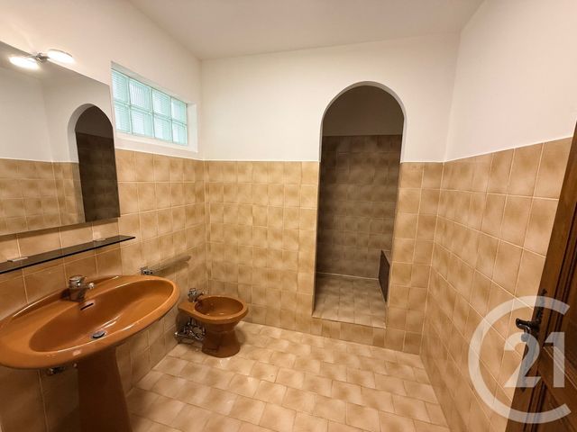 Appartement F5 à louer - 5 pièces - 160.0 m2 - LA COLLE SUR LOUP - 06 - PROVENCE-ALPES-COTE-D-AZUR - Century 21 Optimmo