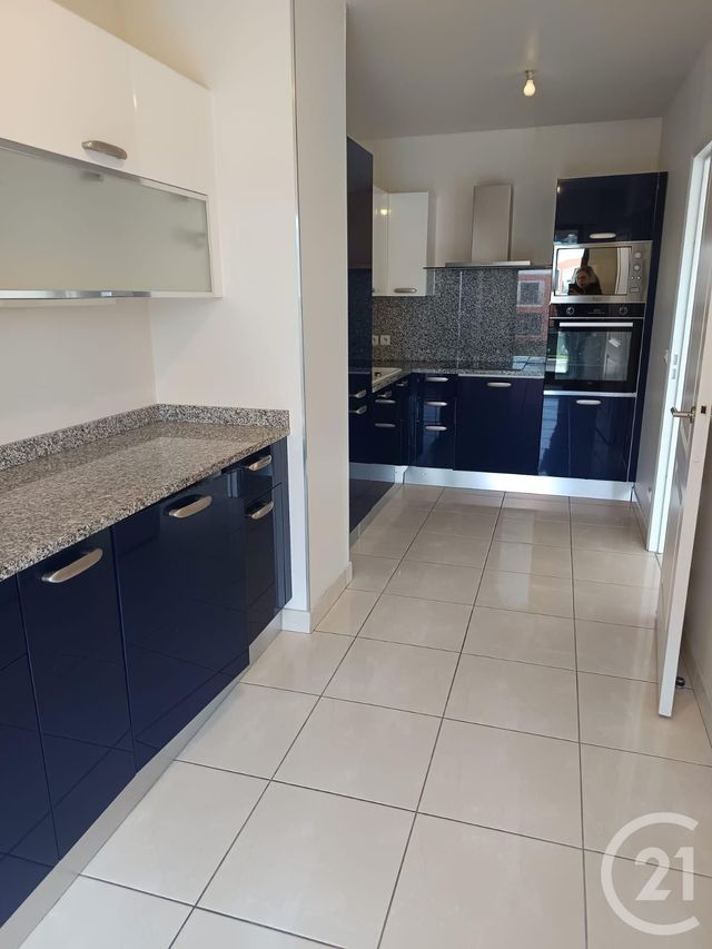 Appartement F4 à louer - 4 pièces - 123.55 m2 - VILLENEUVE LOUBET - 06 - PROVENCE-ALPES-COTE-D-AZUR - Century 21 Optimmo