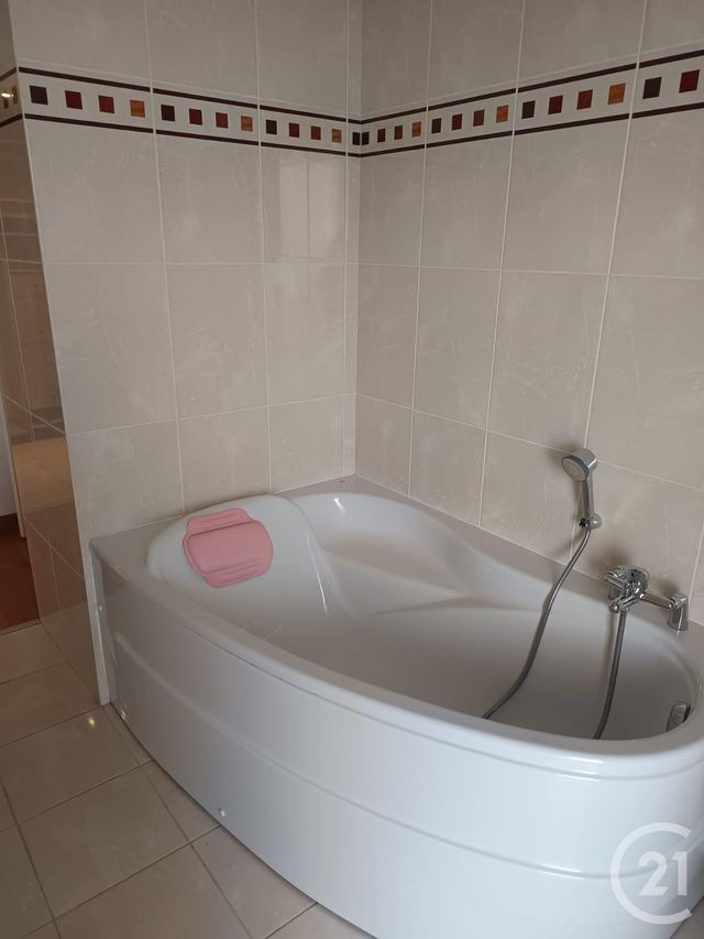 Appartement F4 à louer - 4 pièces - 123.55 m2 - VILLENEUVE LOUBET - 06 - PROVENCE-ALPES-COTE-D-AZUR - Century 21 Optimmo