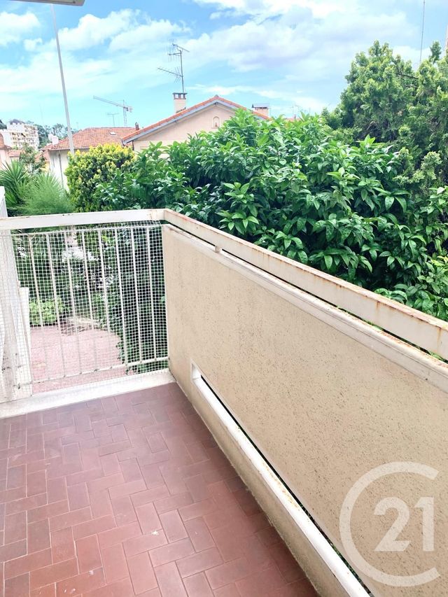 Appartement F2 à louer - 2 pièces - 42.33 m2 - NICE - 06 - PROVENCE-ALPES-COTE-D-AZUR - Century 21 Optimmo