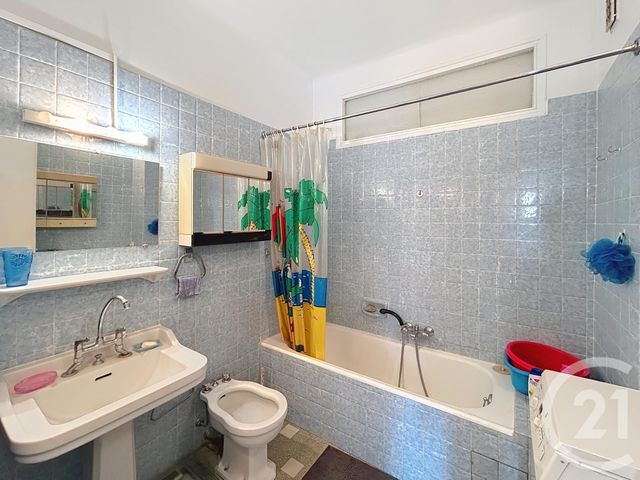 Appartement F4 à vendre - 4 pièces - 76.77 m2 - NICE - 06 - PROVENCE-ALPES-COTE-D-AZUR - Century 21 Optimmo