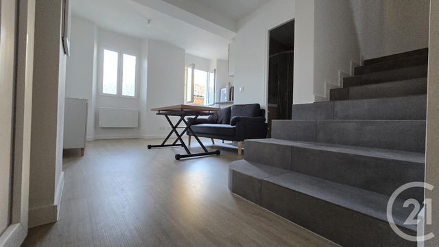 Appartement Studio à louer - 1 pièce - 18.01 m2 - CONTES - 06 - PROVENCE-ALPES-COTE-D-AZUR - Century 21 Optimmo