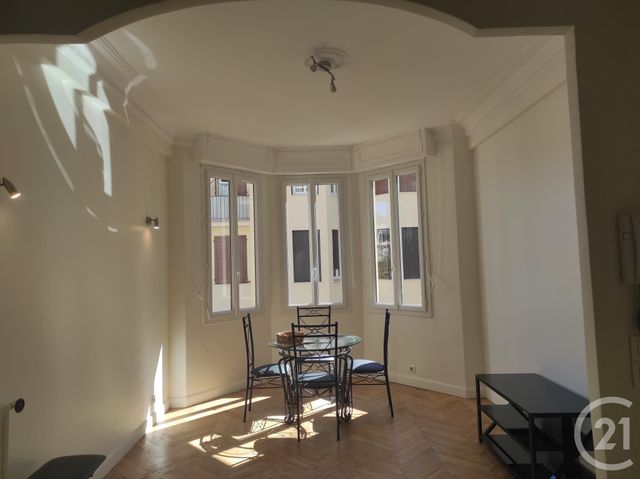 Appartement F2 à louer - 2 pièces - 44.11 m2 - NICE - 06 - PROVENCE-ALPES-COTE-D-AZUR - Century 21 Optimmo