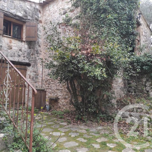 Appartement F2 à louer - 2 pièces - 31.11 m2 - ROQUEFORT LES PINS - 06 - PROVENCE-ALPES-COTE-D-AZUR - Century 21 Optimmo