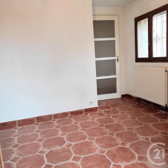 Appartement F2 à louer - 2 pièces - 31.11 m2 - ROQUEFORT LES PINS - 06 - PROVENCE-ALPES-COTE-D-AZUR - Century 21 Optimmo