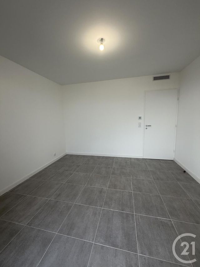 Appartement F2 à louer - 2 pièces - 45.87 m2 - NICE - 06 - PROVENCE-ALPES-COTE-D-AZUR - Century 21 Optimmo