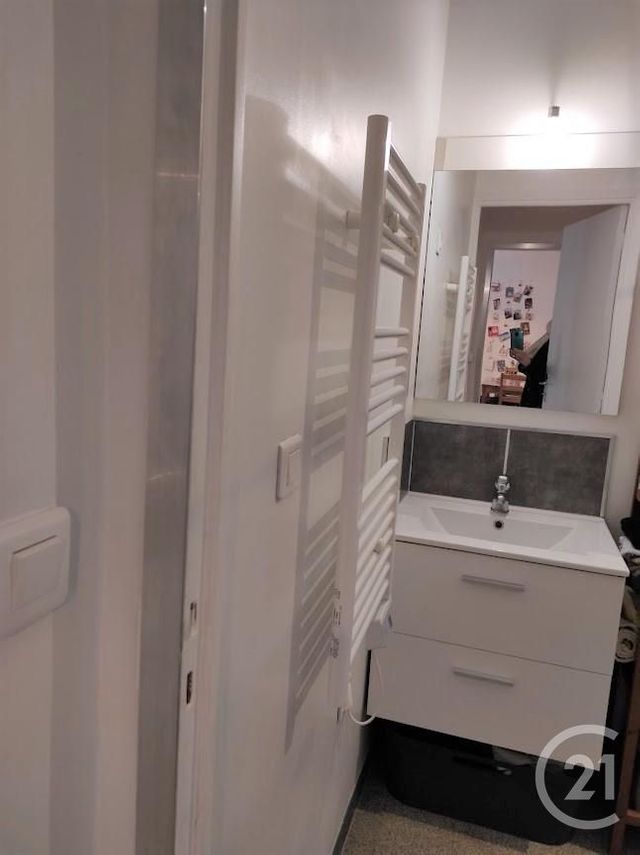 Appartement F2 à louer - 2 pièces - 43.73 m2 - NICE - 06 - PROVENCE-ALPES-COTE-D-AZUR - Century 21 Optimmo