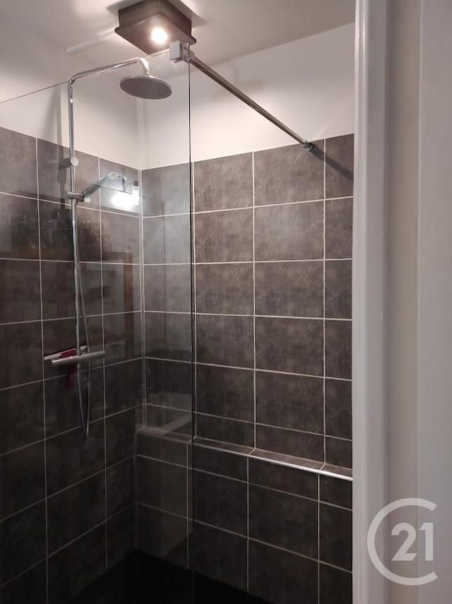 Appartement F2 à louer - 2 pièces - 43.73 m2 - NICE - 06 - PROVENCE-ALPES-COTE-D-AZUR - Century 21 Optimmo