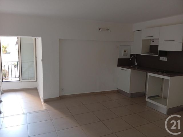 Appartement Studio à louer LE BROC