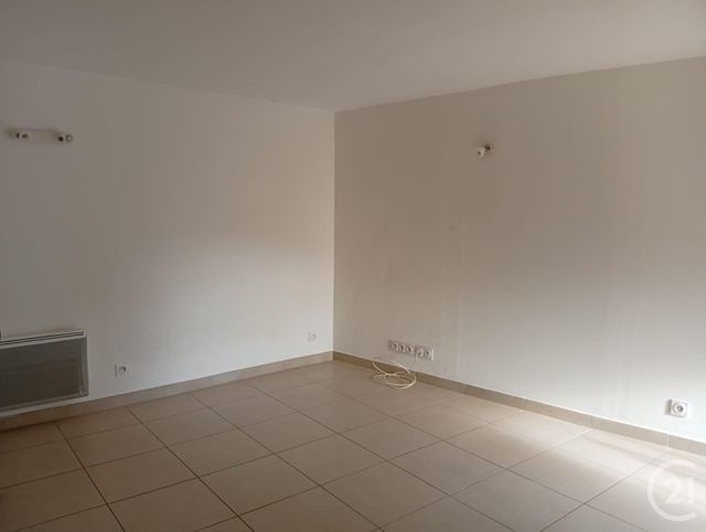 Appartement Studio à louer - 1 pièce - 28.09 m2 - LE BROC - 06 - PROVENCE-ALPES-COTE-D-AZUR - Century 21 Optimmo