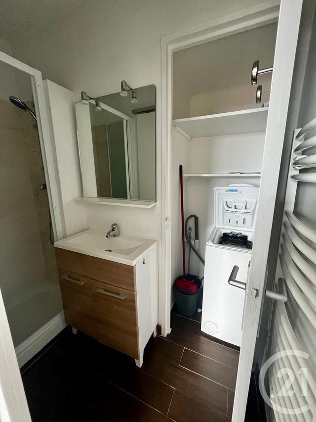 Appartement F2 à louer - 2 pièces - 31.28 m2 - NICE - 06 - PROVENCE-ALPES-COTE-D-AZUR - Century 21 Optimmo