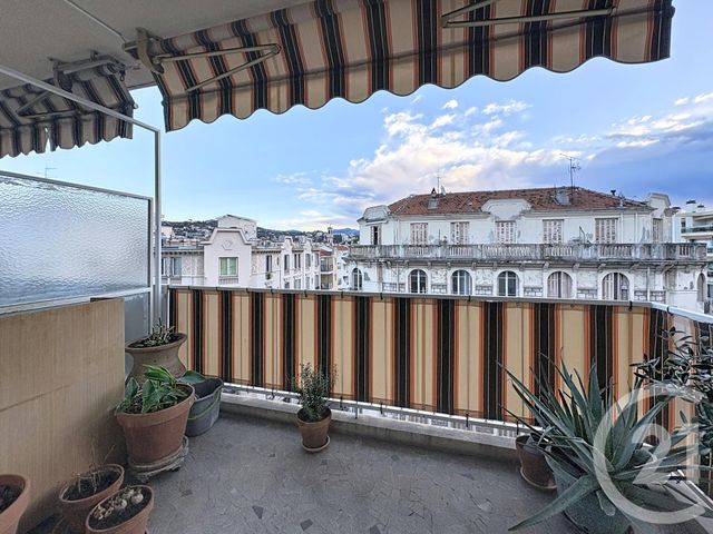Appartement F3 à vendre - 3 pièces - 68.02 m2 - NICE - 06 - PROVENCE-ALPES-COTE-D-AZUR - Century 21 Optimmo