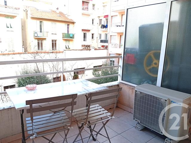 Appartement F2 à louer NICE