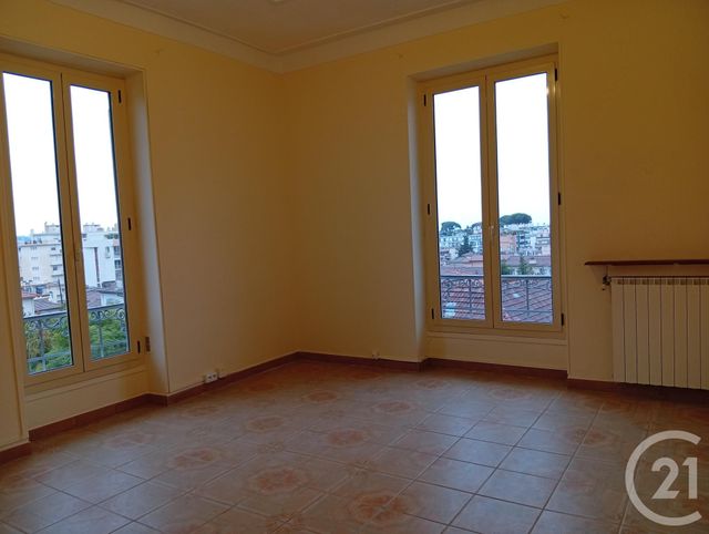 Appartement F4 à louer - 5 pièces - 88.56 m2 - NICE - 06 - PROVENCE-ALPES-COTE-D-AZUR - Century 21 Optimmo