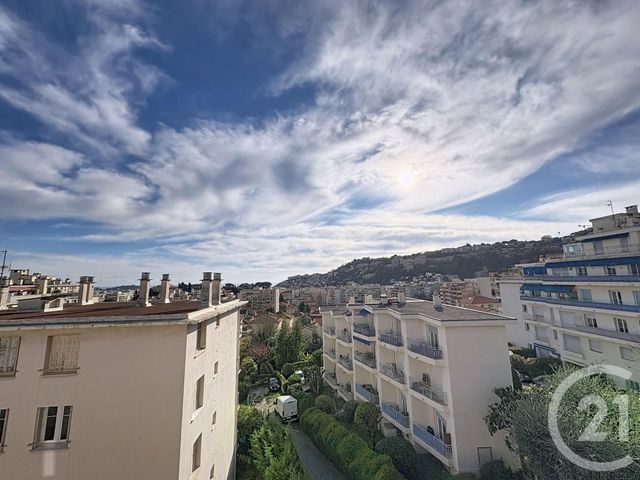 Appartement F4 à vendre - 4 pièces - 61.73 m2 - NICE - 06 - PROVENCE-ALPES-COTE-D-AZUR - Century 21 Optimmo